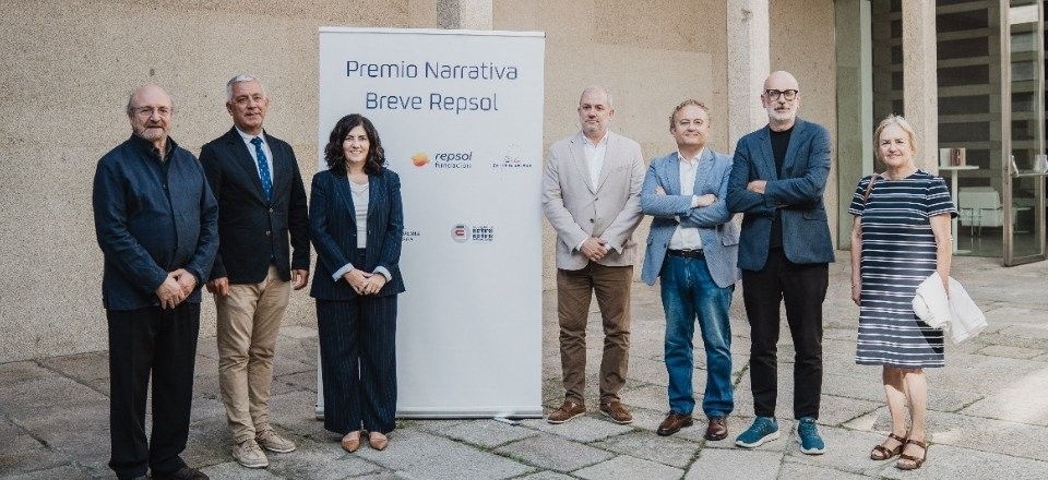 Carmen V. Valiña recibe el Premio Narrativa Breve Repsol por su obra Isla de sangre
